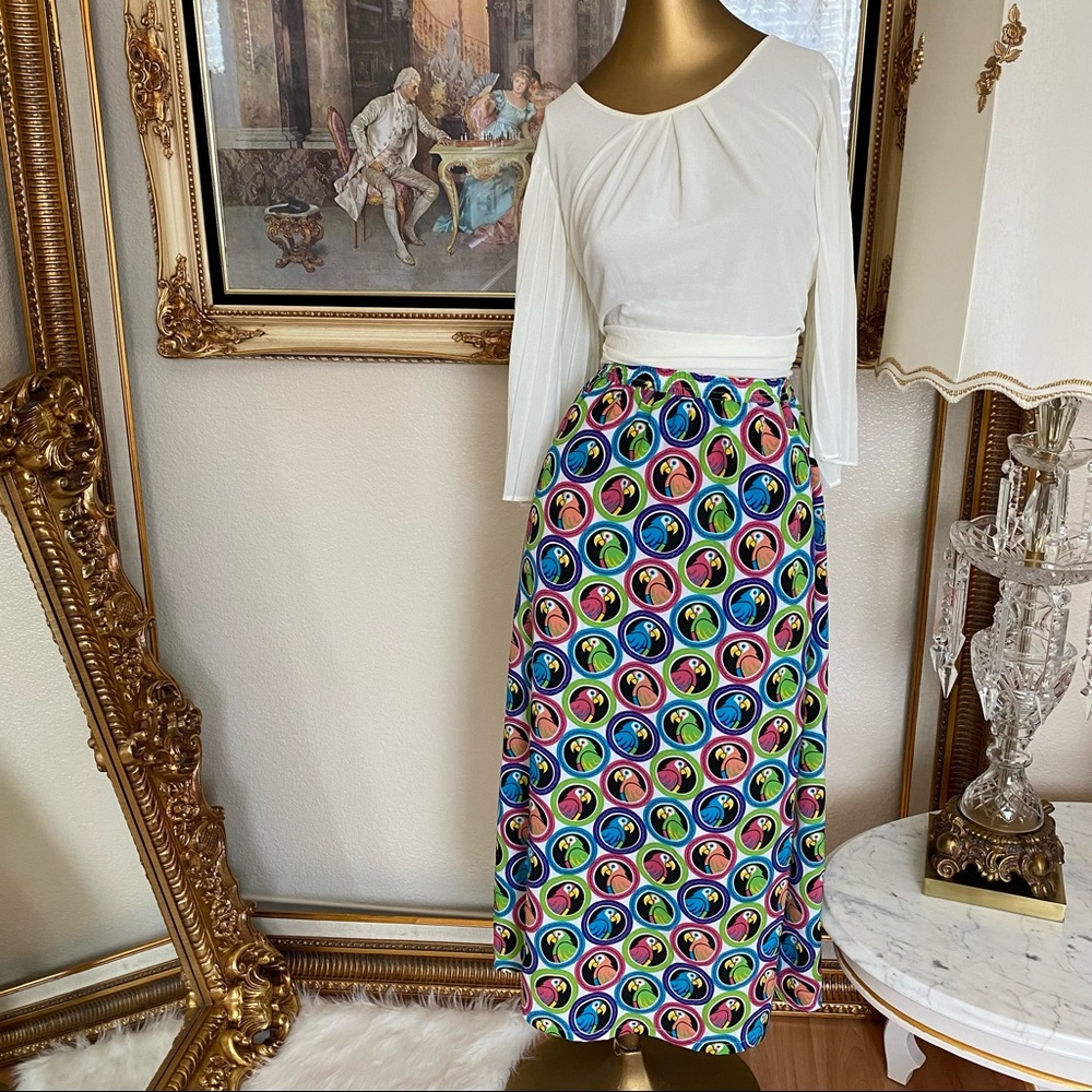 Bob Mackie Parrot Wearable Art Skirt - Picture 2 of 6